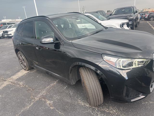 Photo of 2023 Black Sapphire Metallic BMW X1