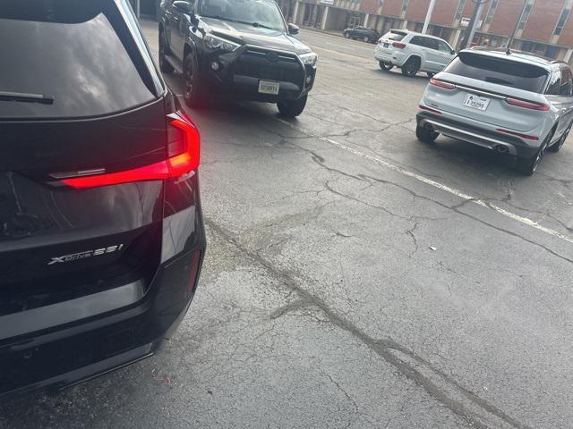 Photo of 2023 Black Sapphire Metallic BMW X1