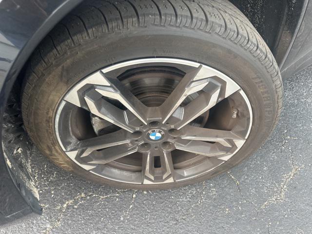 Photo of 2023 Black Sapphire Metallic BMW X1