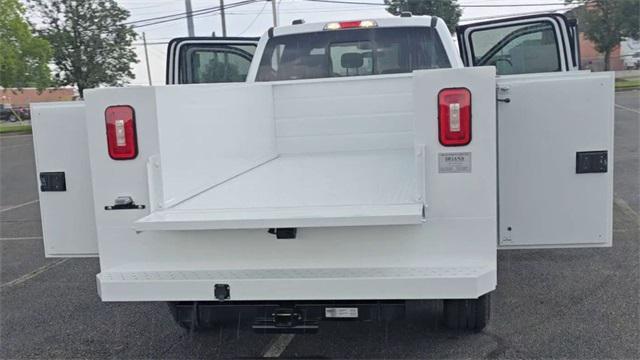 Photo of 2025 Oxford White Ford F-350