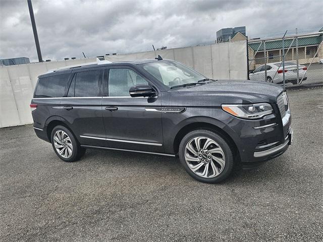 2023 Lincoln Navigator