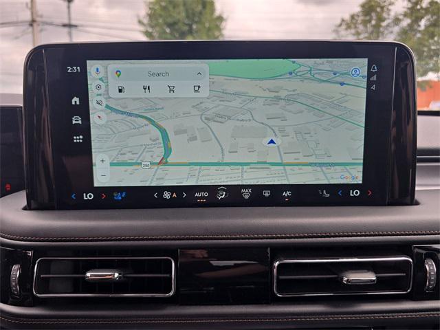 Photo of 2025 Pristine White Metallic Tri-Coat Lincoln Aviator