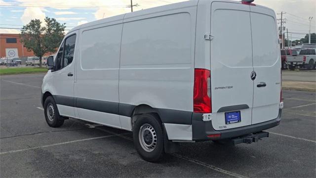Photo of 2024 Arctic White Mercedes-Benz Sprinter 2500