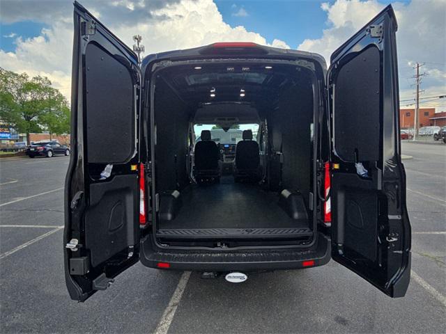 Photo of 2025 Agate Black Metallic Ford Transit-250