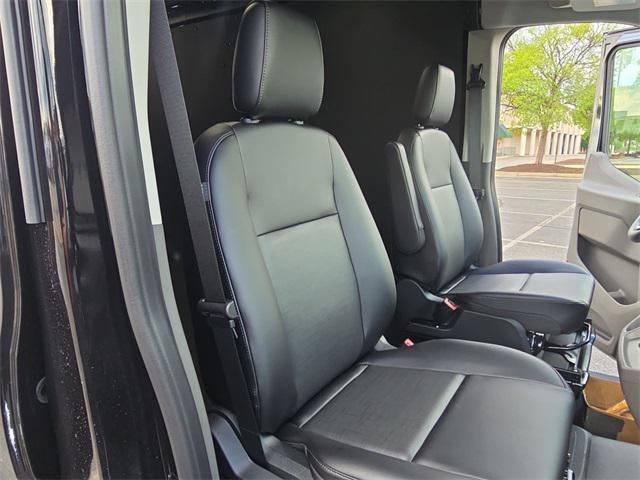 Photo of 2025 Agate Black Metallic Ford Transit-250