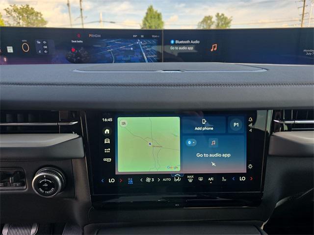 Photo of 2025 Lincoln Navigator