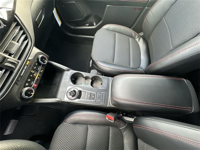 Photo of 2025 Carbonized Gray Metallic Ford Escape