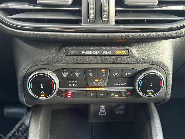 Photo of 2025 Carbonized Gray Metallic Ford Escape