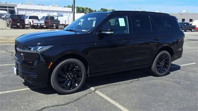 Photo of 2025 Lincoln Navigator