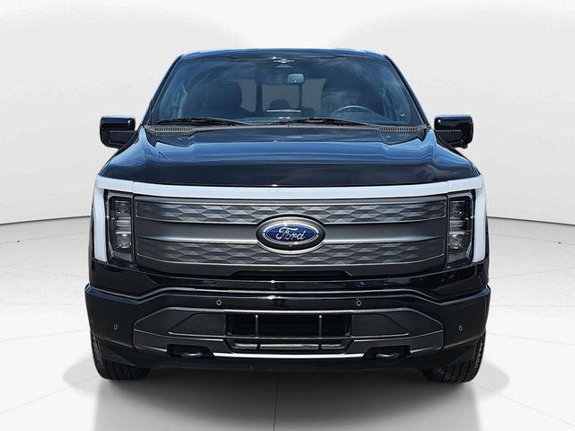 Photo of 2023 Agate Black Metallic Ford F-150 Lightning