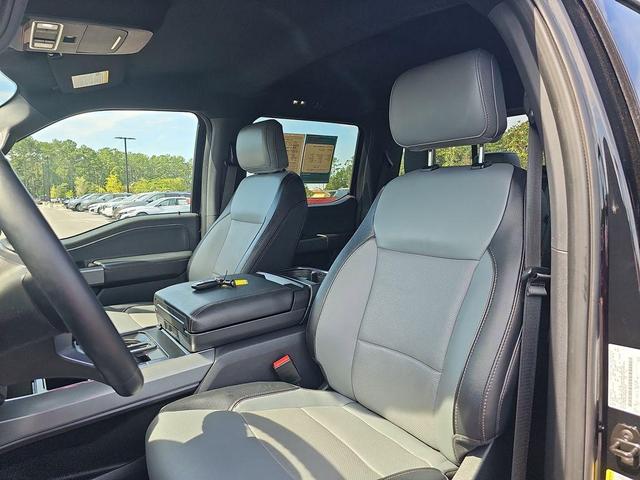 Photo of 2023 Agate Black Metallic Ford F-150 Lightning