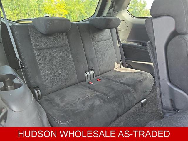 Photo of 2015 Glacier White Nissan Pathfinder