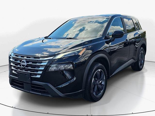 Photo of 2024 Black Nissan Rogue