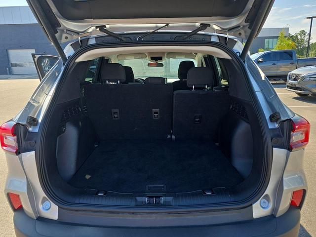Photo of 2023 Iconic Silver Metallic Ford Escape