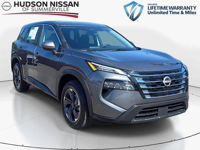 Photo of 2025 Gun Metallic Nissan Rogue