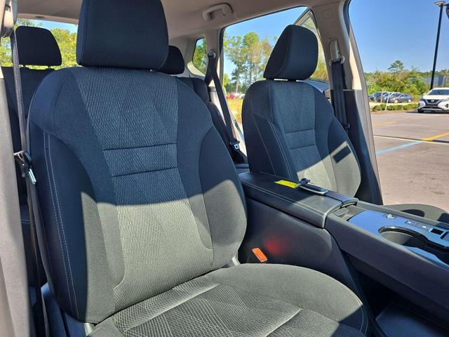 Photo of 2025 Gun Metallic Nissan Rogue