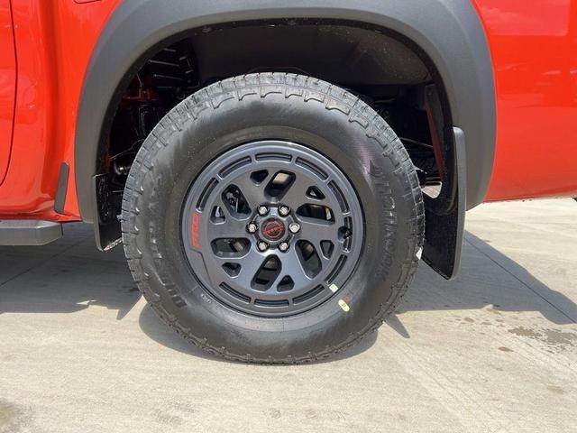 Photo of 2025 Afterburn Orang Nissan Frontier