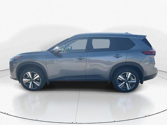 Photo of 2025 Gun Metallic Nissan Rogue