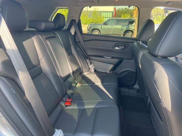 Photo of 2025 Gun Metallic Nissan Rogue