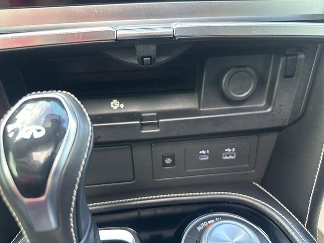 Photo of 2023 Anthracite Gray INFINITI QX80