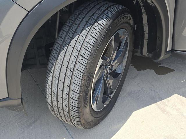 Photo of 2024 Gun Metallic Nissan Rogue
