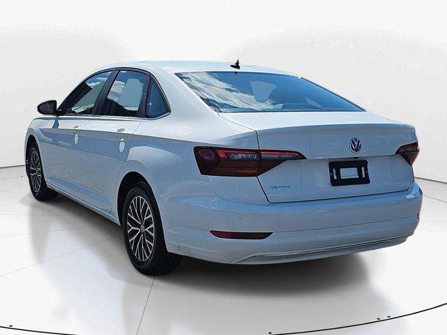 Photo of 2019 Pure White Volkswagen Jetta