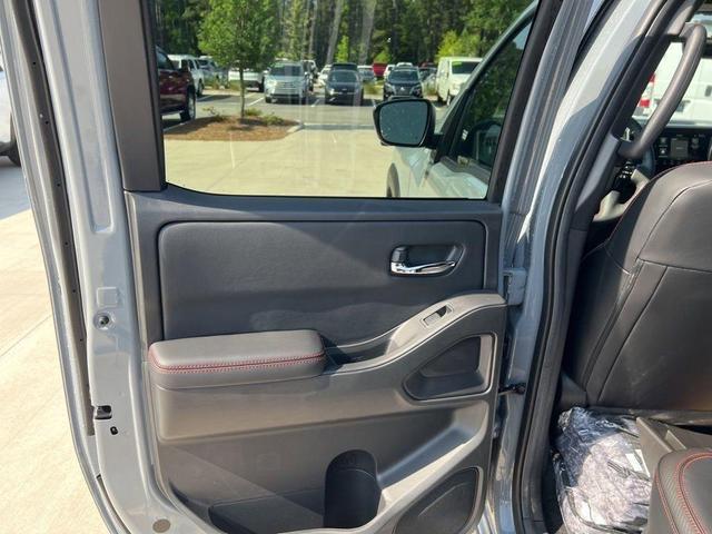 Photo of 2025 Boulder Gray Metallic Nissan Frontier