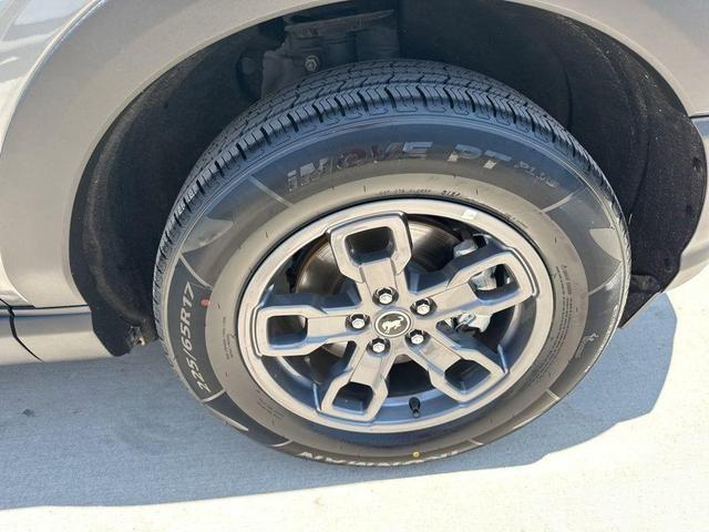 Photo of 2024 Gray Metallic Ford Bronco Sport