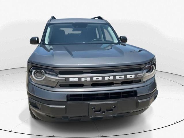 Photo of 2024 Gray Metallic Ford Bronco Sport