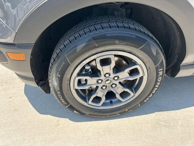 Photo of 2024 Gray Metallic Ford Bronco Sport