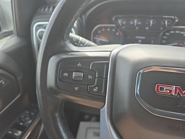 Photo of 2021 White GMC Sierra 1500