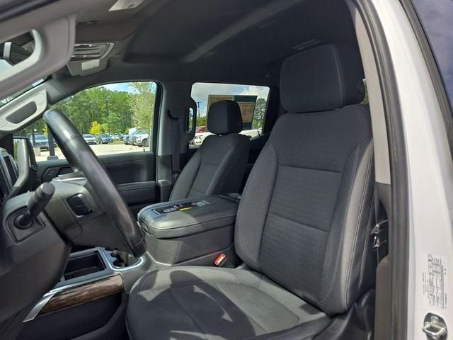 Photo of 2021 White GMC Sierra 1500