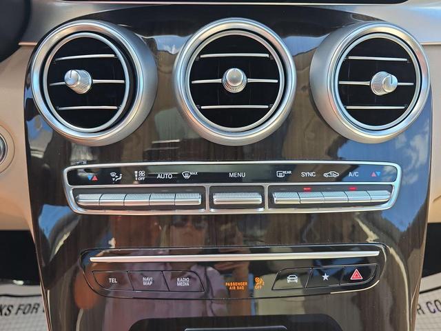 Photo of 2022 Polar White Mercedes-Benz GLC 300
