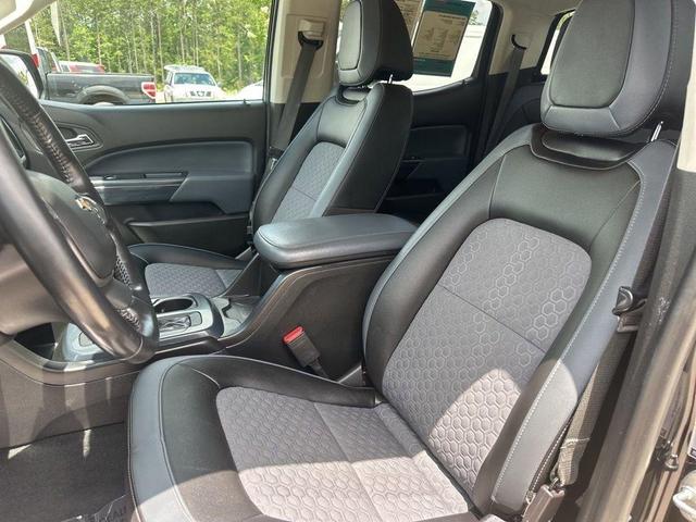 Photo of 2021 Black Chevrolet Colorado