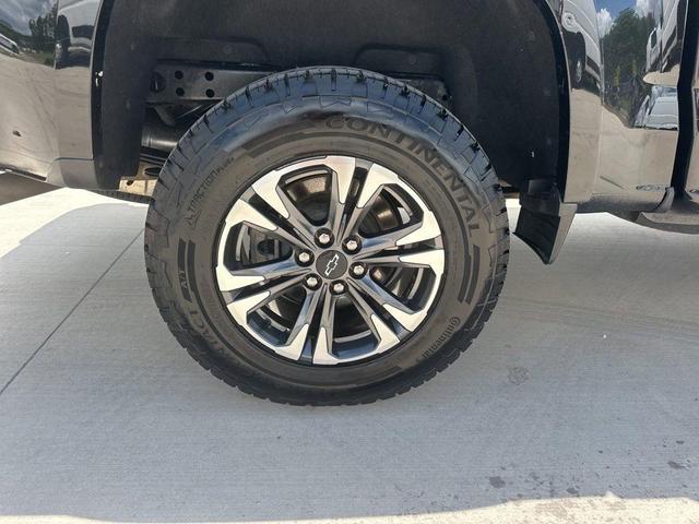 Photo of 2021 Black Chevrolet Colorado