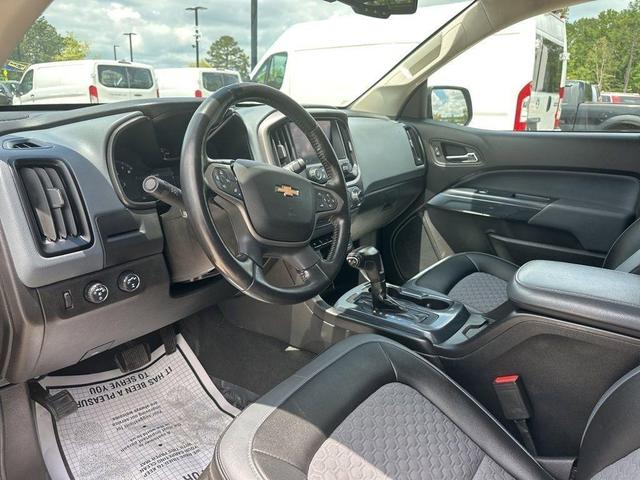 Photo of 2021 Black Chevrolet Colorado