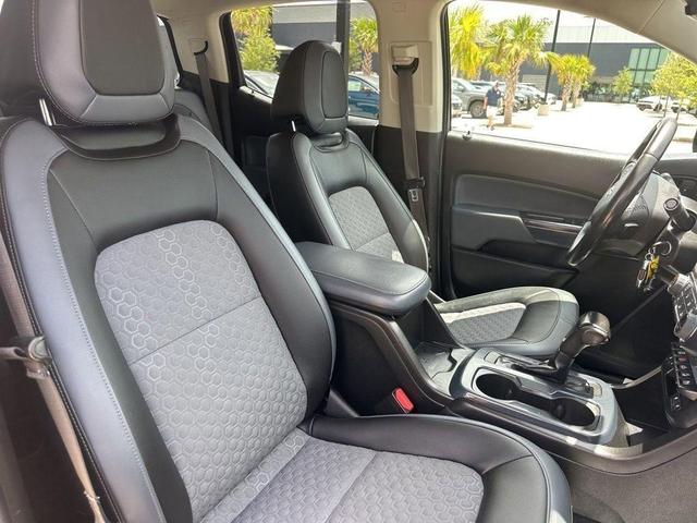 Photo of 2021 Black Chevrolet Colorado