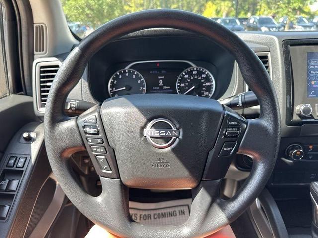 Photo of 2024 Glacier White Nissan Frontier