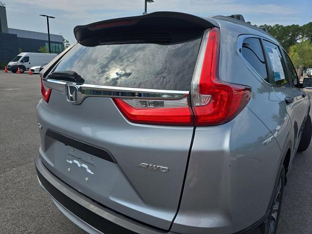 Photo of 2017 Lunar Silver Metallic Honda CR-V