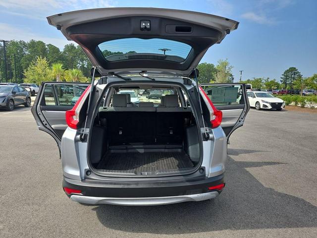 Photo of 2017 Lunar Silver Metallic Honda CR-V