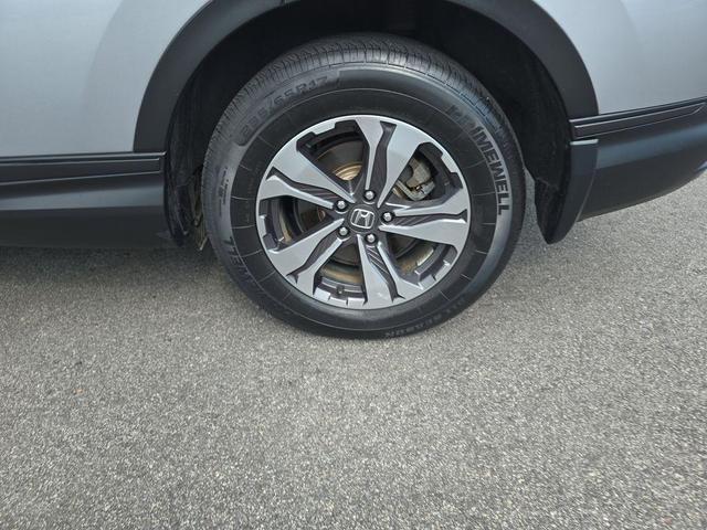Photo of 2017 Lunar Silver Metallic Honda CR-V
