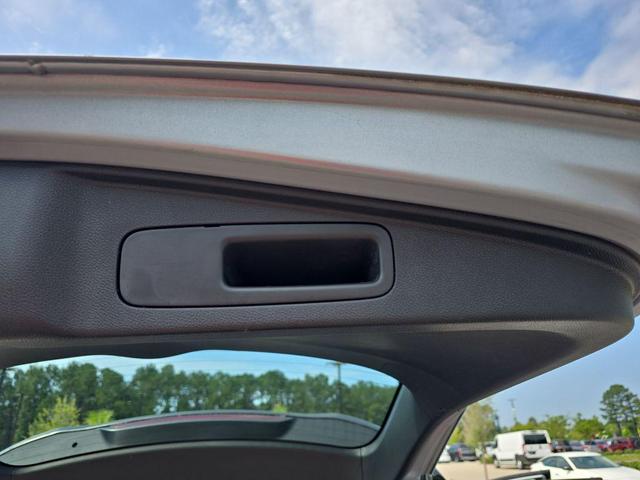 Photo of 2017 Lunar Silver Metallic Honda CR-V