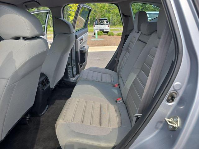 Photo of 2017 Lunar Silver Metallic Honda CR-V