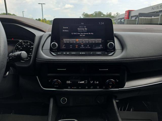 Photo of 2023 Gun Metallic Nissan Rogue