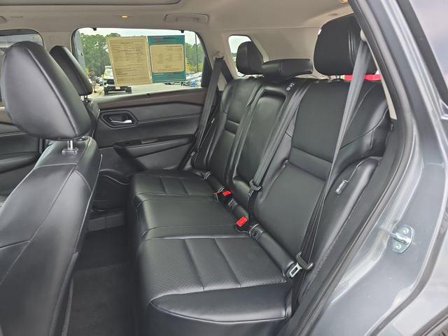 Photo of 2023 Gun Metallic Nissan Rogue