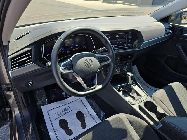 Photo of 2024 Platinum Gray Metallic Volkswagen Jetta
