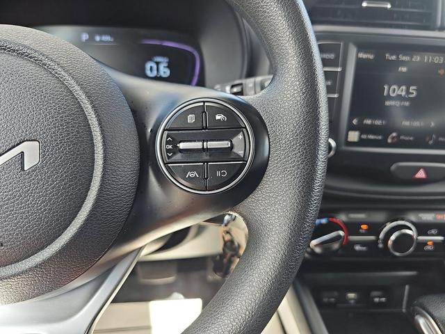 Photo of 2024 Snow White Pearl Kia Soul