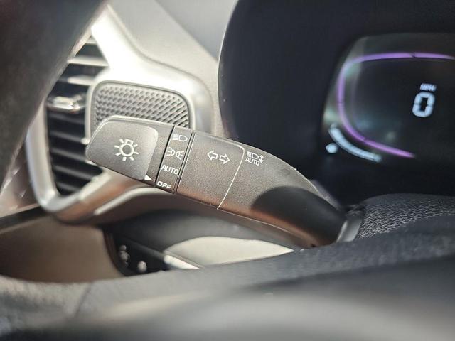 Photo of 2024 Snow White Pearl Kia Soul