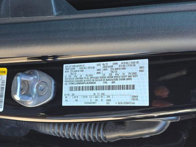 Photo of 2023 Black Metallic Ford Escape