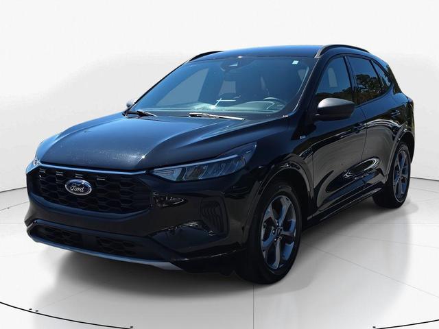 Photo of 2023 Black Metallic Ford Escape